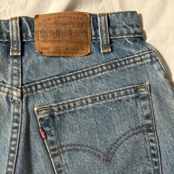 VTG 90s Levis 560 Mens Loose Fit Tapered Leg Denim Jeans Light Wash 30 X 30 - Picture 9 of 14